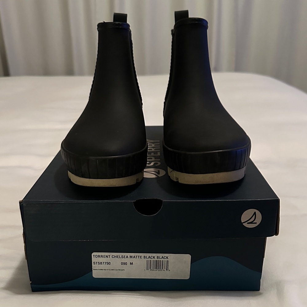 Sperry Matte Black Chelsea Boots